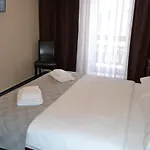 Greenwood Hotel