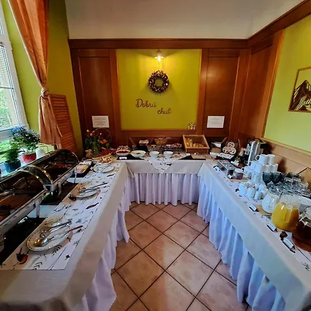 Greenwood Отель