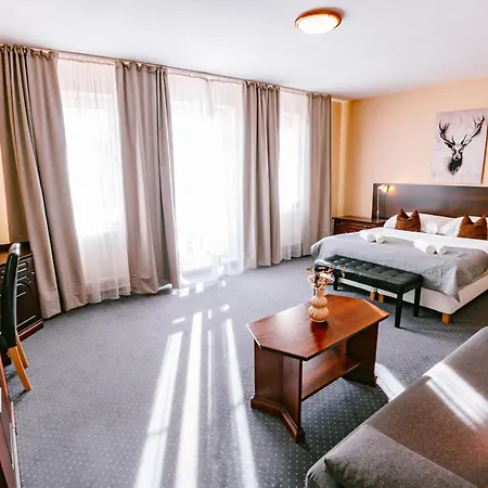 Hotel Greenwood 4*