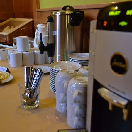 Hotel Greenwood 4*