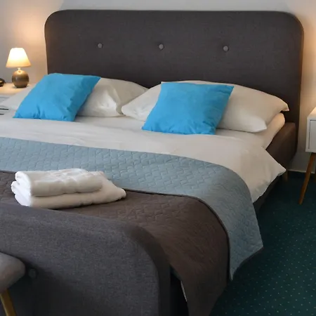 Hotel Greenwood 4*