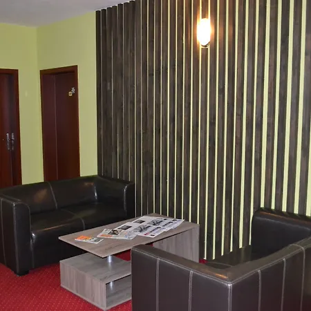 Greenwood Hotel